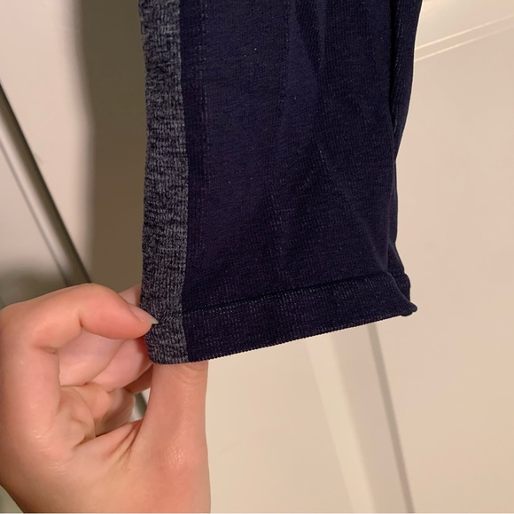 SPANX women’s size extra large navy gray leggings - Picture 4 of 5